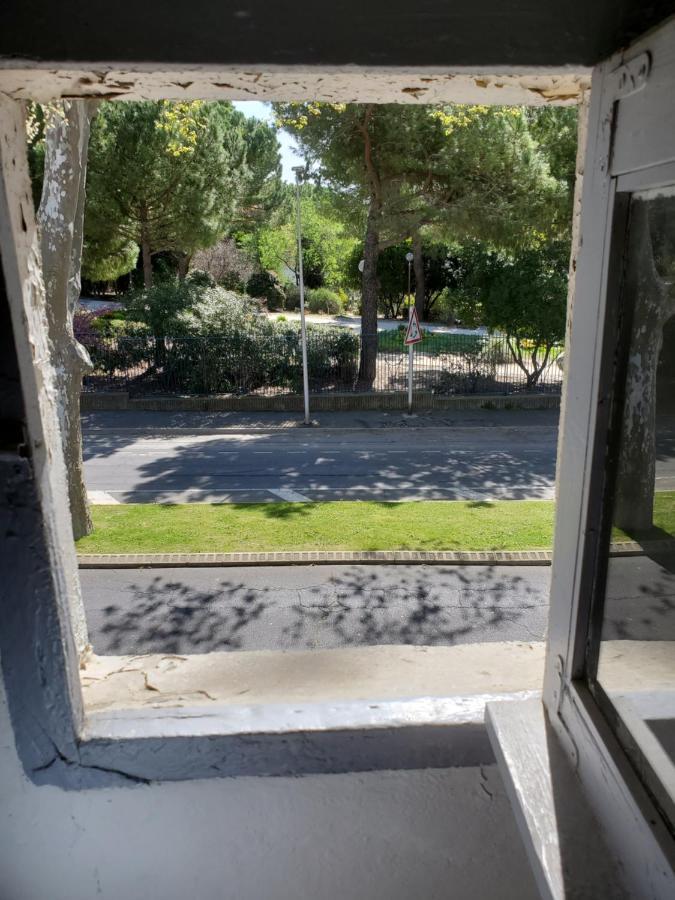 Le Grenier, Climatisation Terrasse Wi-Fi Netflix 15 Mn Coeur De Ville Béziers Kültér fotó