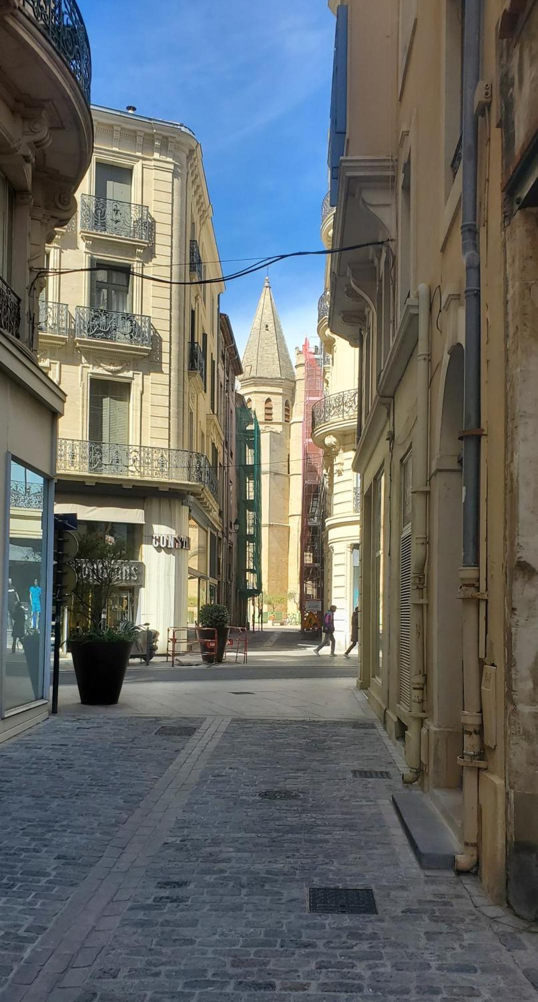 Le Grenier, Climatisation Terrasse Wi-Fi Netflix 15 Mn Coeur De Ville Béziers Kültér fotó